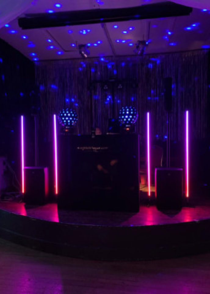 Wedding Disco, Mobile DJ, Weddings, Parties, Music in Sittingbourne. Covering whole of Kent including Sittingbourne, Maidstone, Medway, Sheppey, Faversham, Canterbury, Ashford, Gravesend, Dartford. Call today for a free quote.